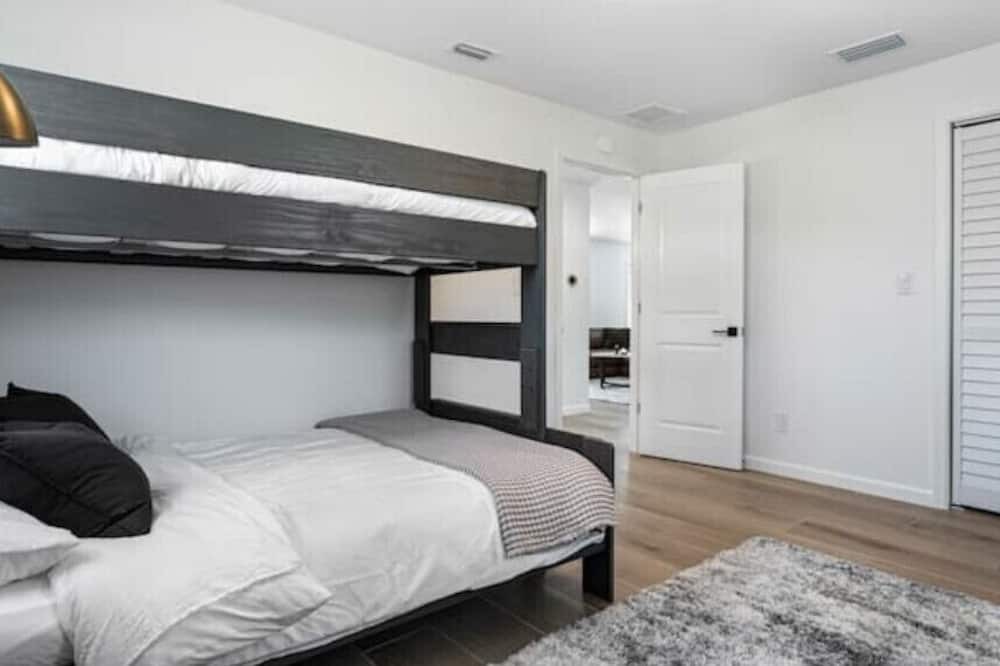 Photo of Bedroom in Arcadia