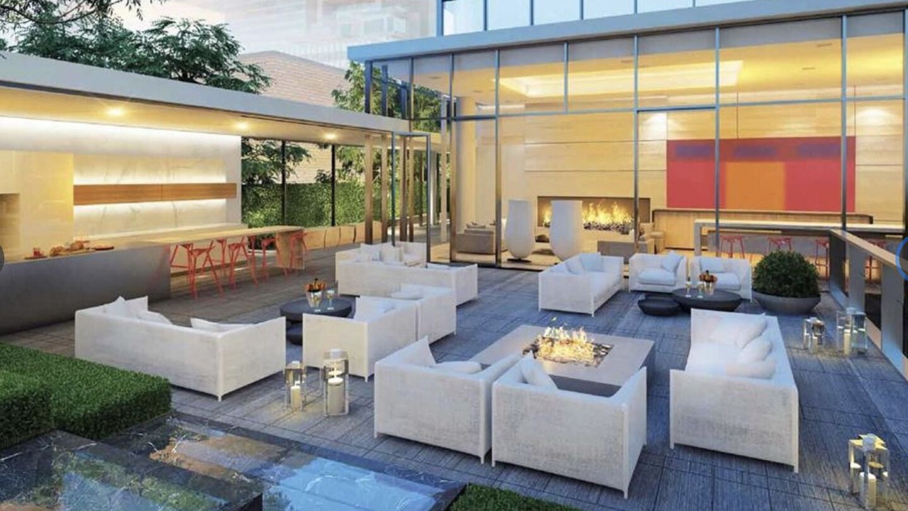 Photo of Outdoor in Bloor-Yorkville