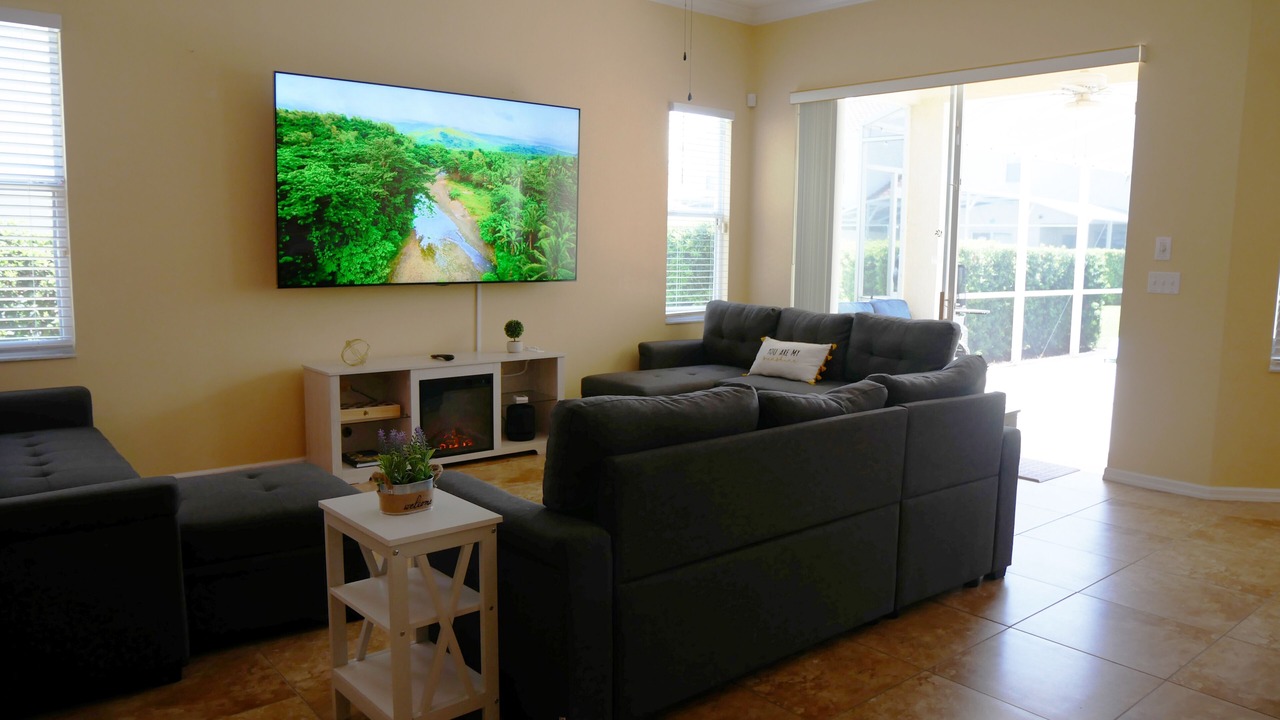 Photo of Livingroom in Tuscan Hills