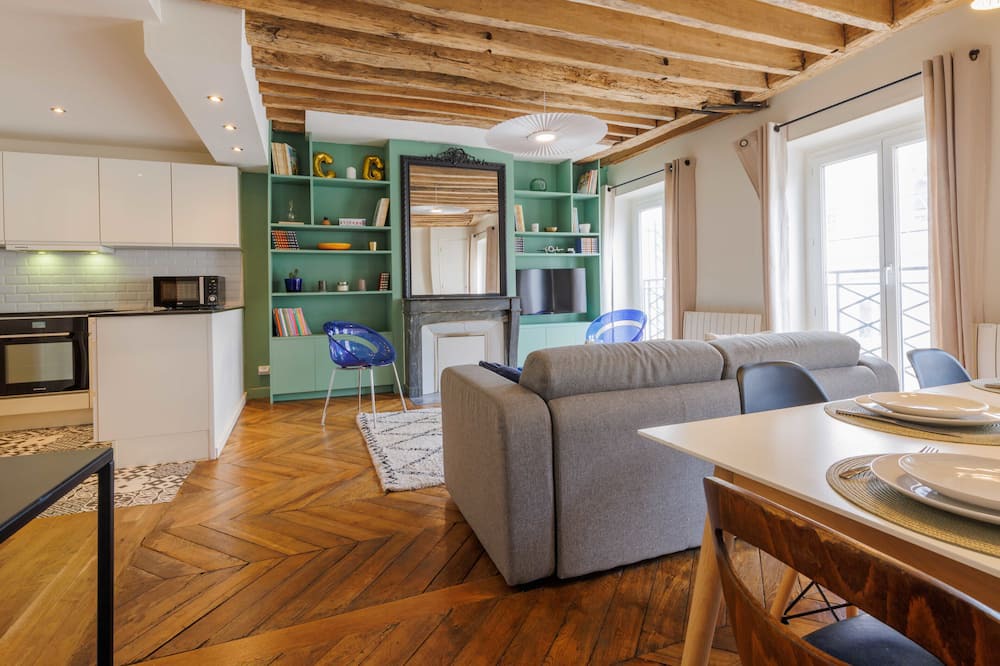 Photo of Livingroom in Chaussee-d'Antin