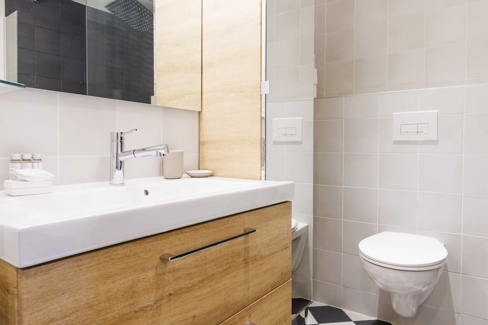 Photo of Bathroom in Chaussee-d'Antin
