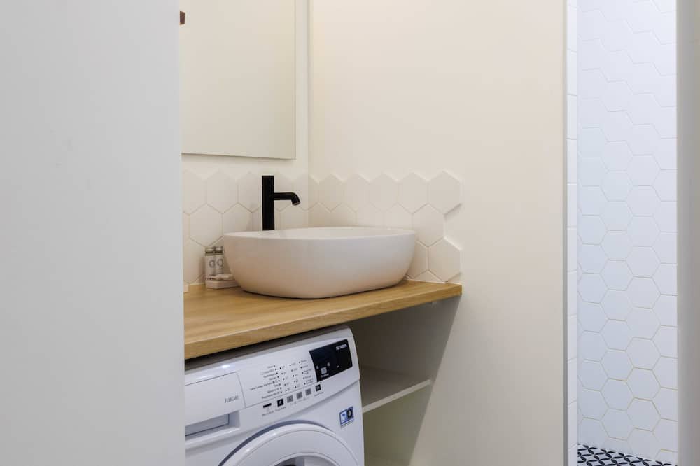 Photo of Bathroom in 19th Arrondissement