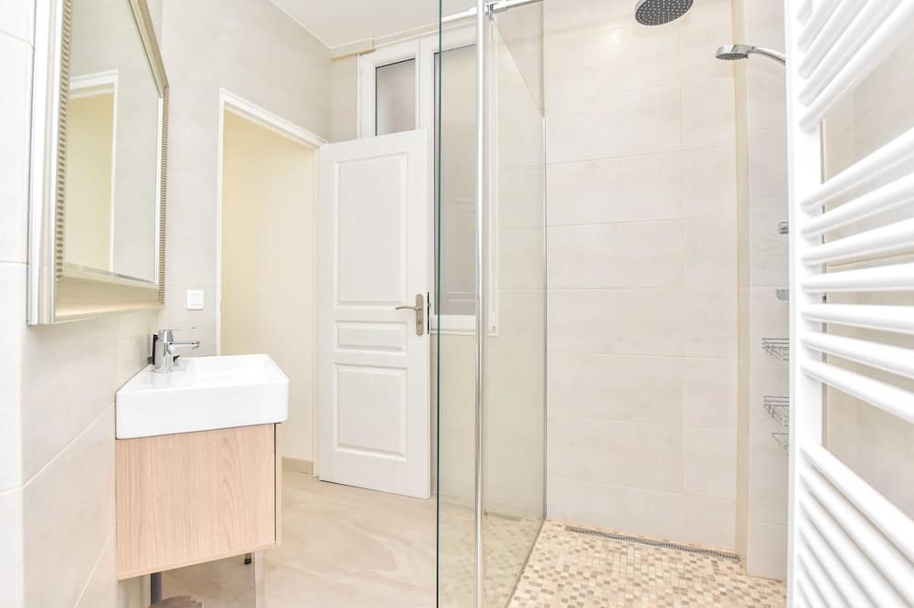 Photo of Bathroom in Champs-Elysees