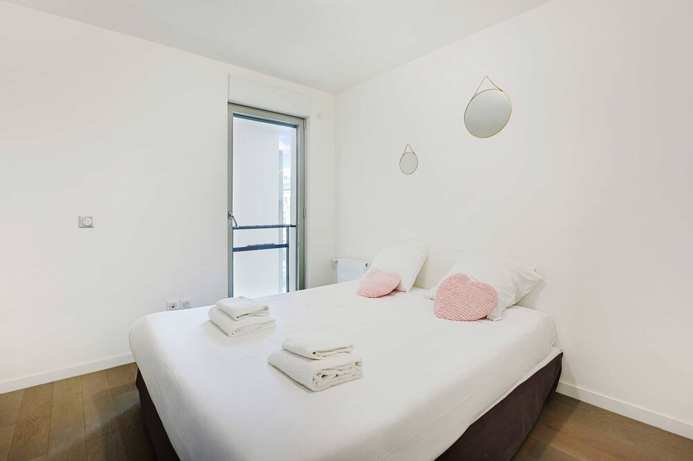 Photo of Bedroom in 19th Arrondissement