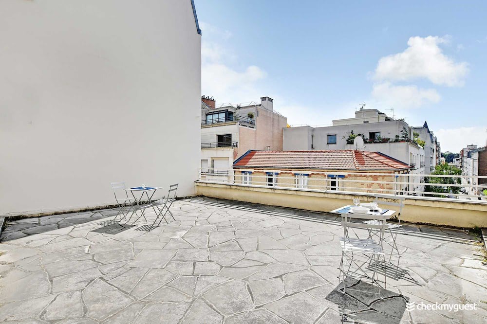 Photo of Outdoor in Saint-Lambert