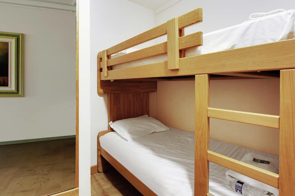 Photo of Bedroom in Grenelle