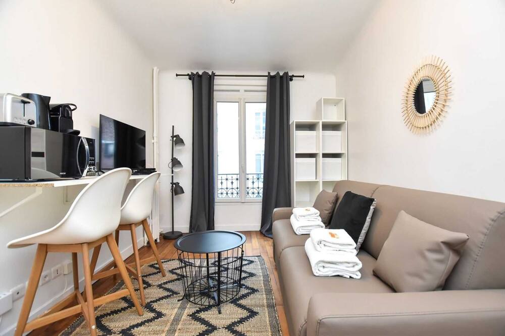 Photo of Livingroom in Neuilly-sur-Seine