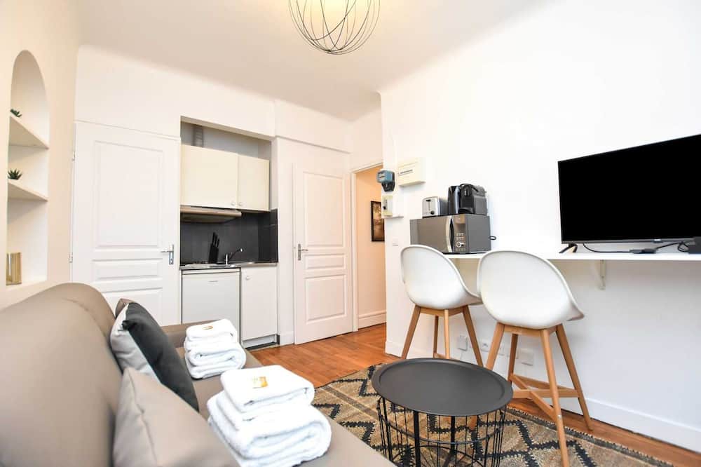 Photo of Livingroom in Neuilly-sur-Seine