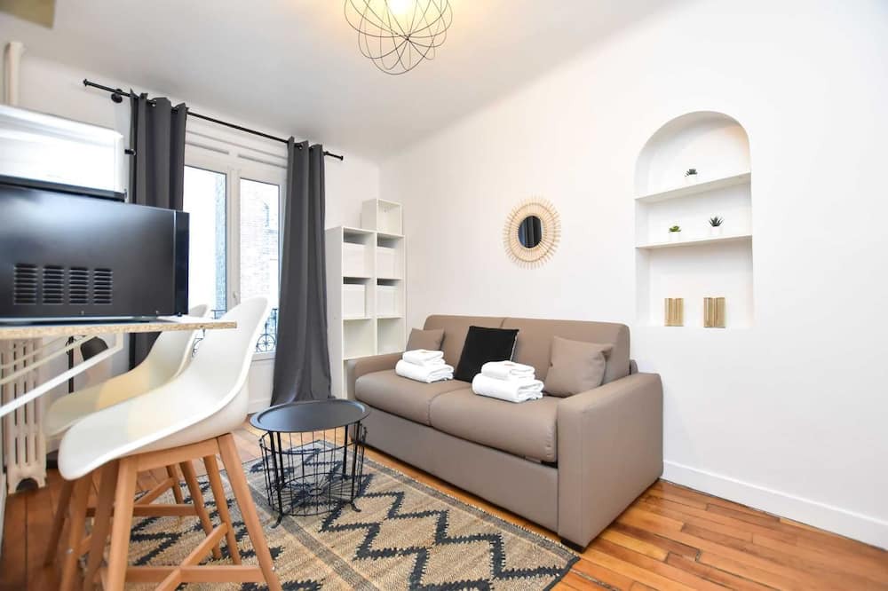 Photo of Livingroom in Neuilly-sur-Seine