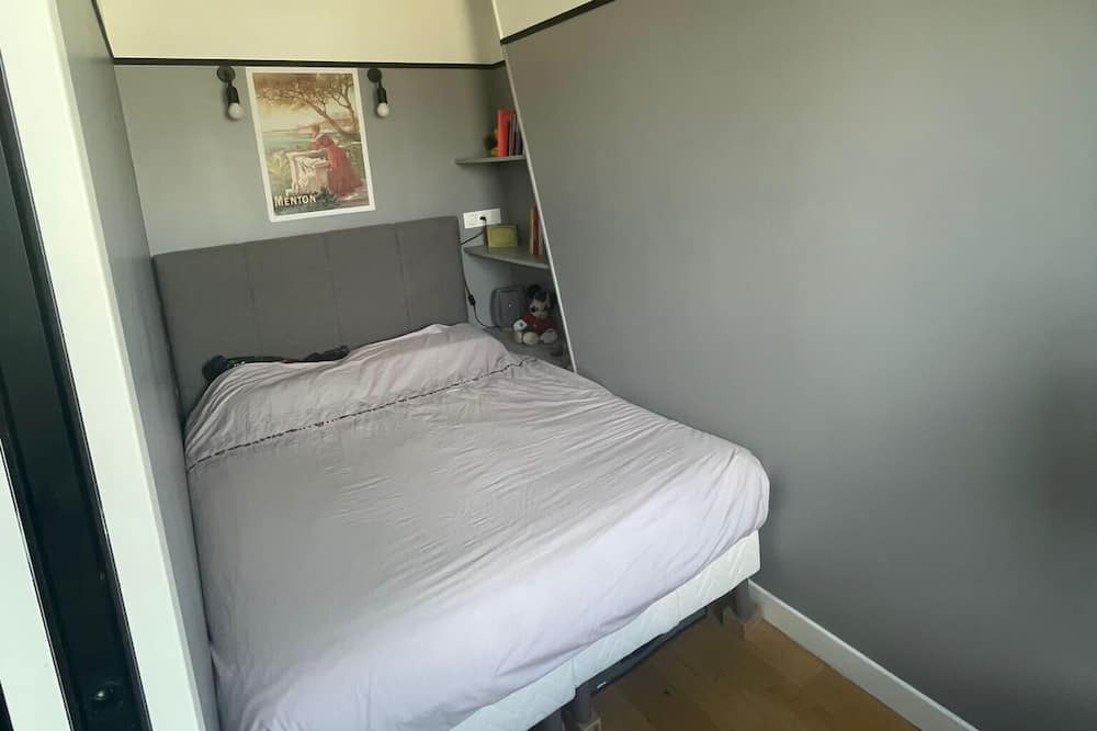 Photo of Bedroom in Ternes