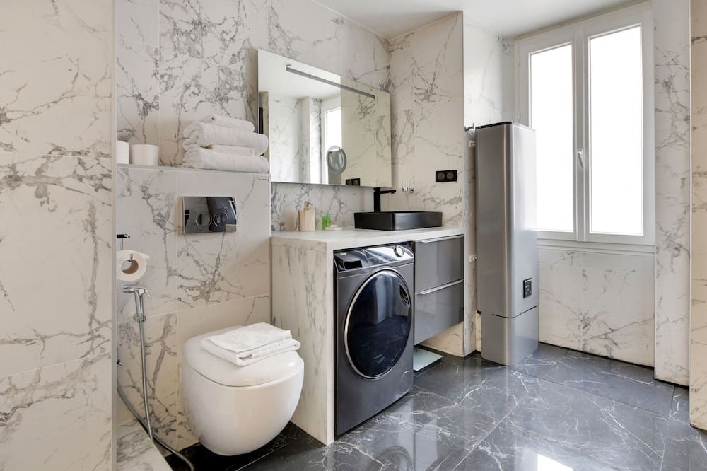 Photo of Bathroom in Auteuil