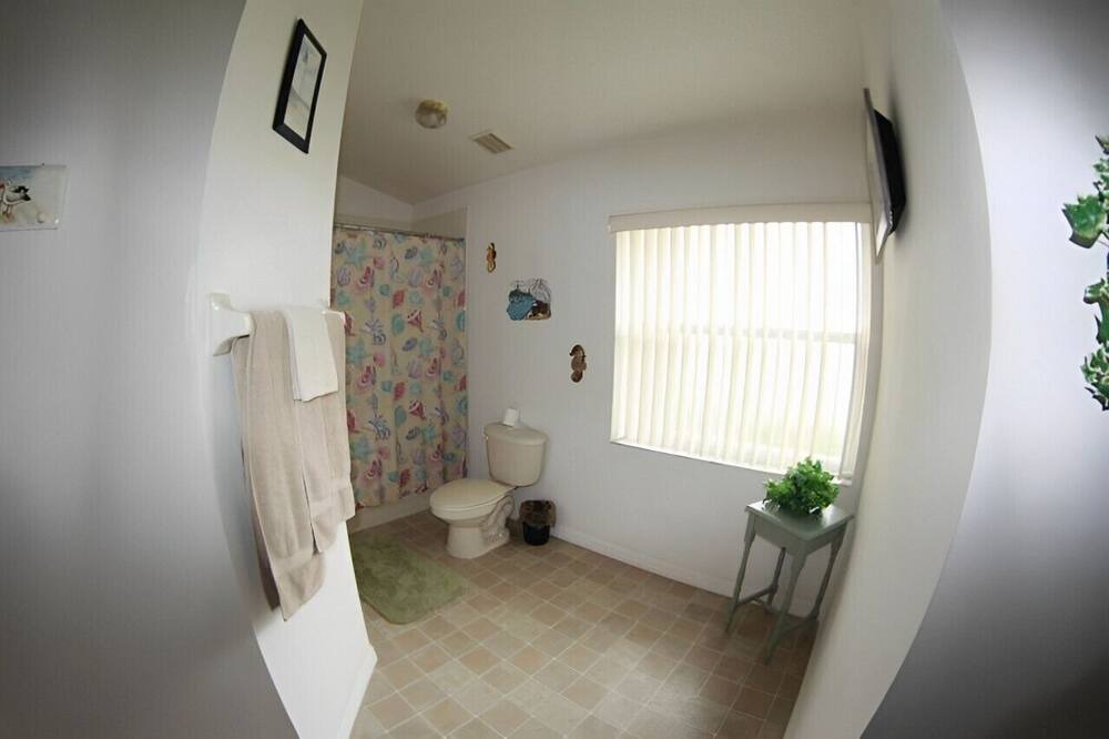 Photo of Bedroom in Florida Pines