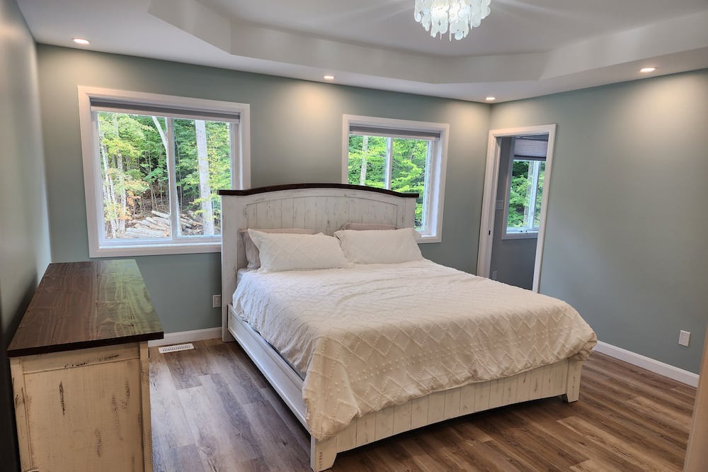 Photo of Bedroom in Armour