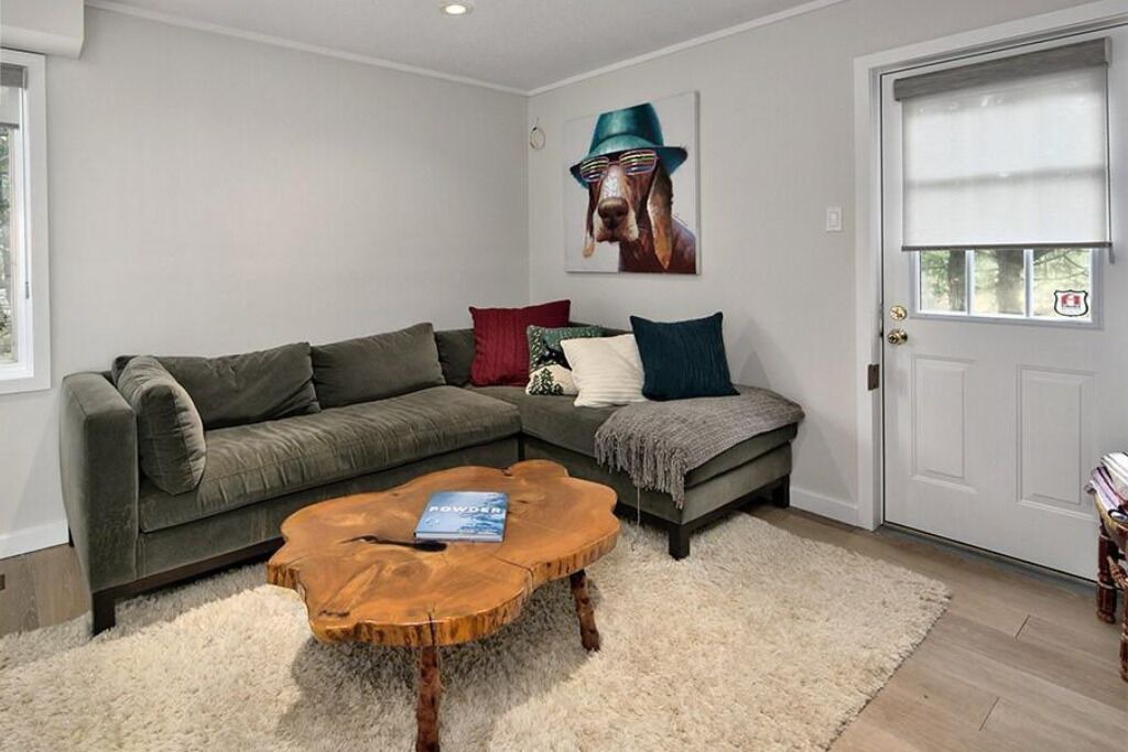 Photo of Livingroom in Clearview