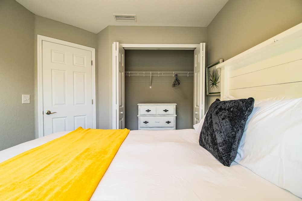 Photo of Bedroom in Bartow