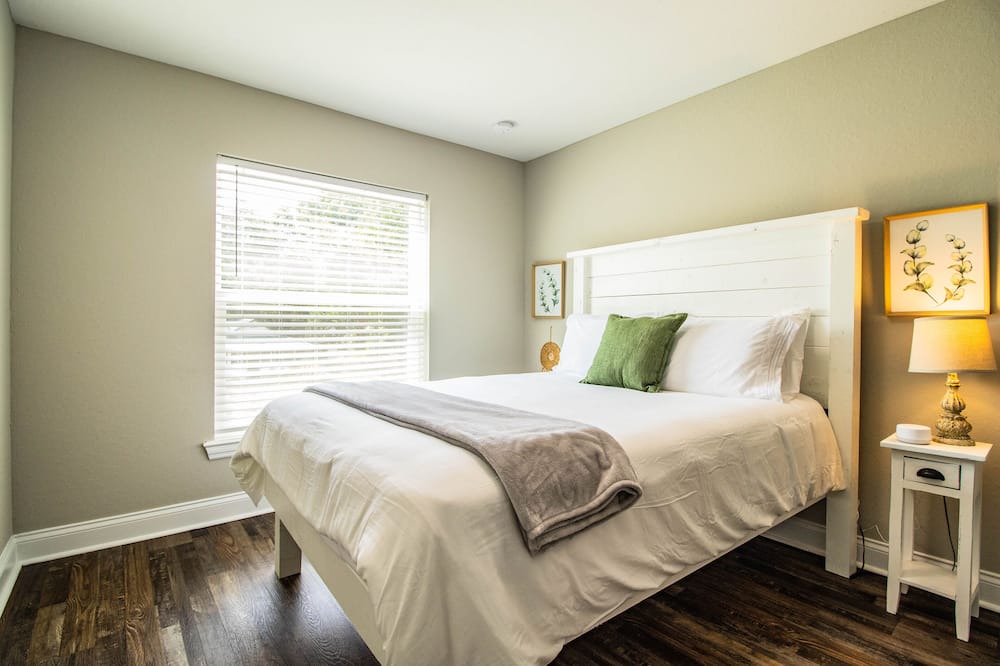 Photo of Bedroom in Bartow