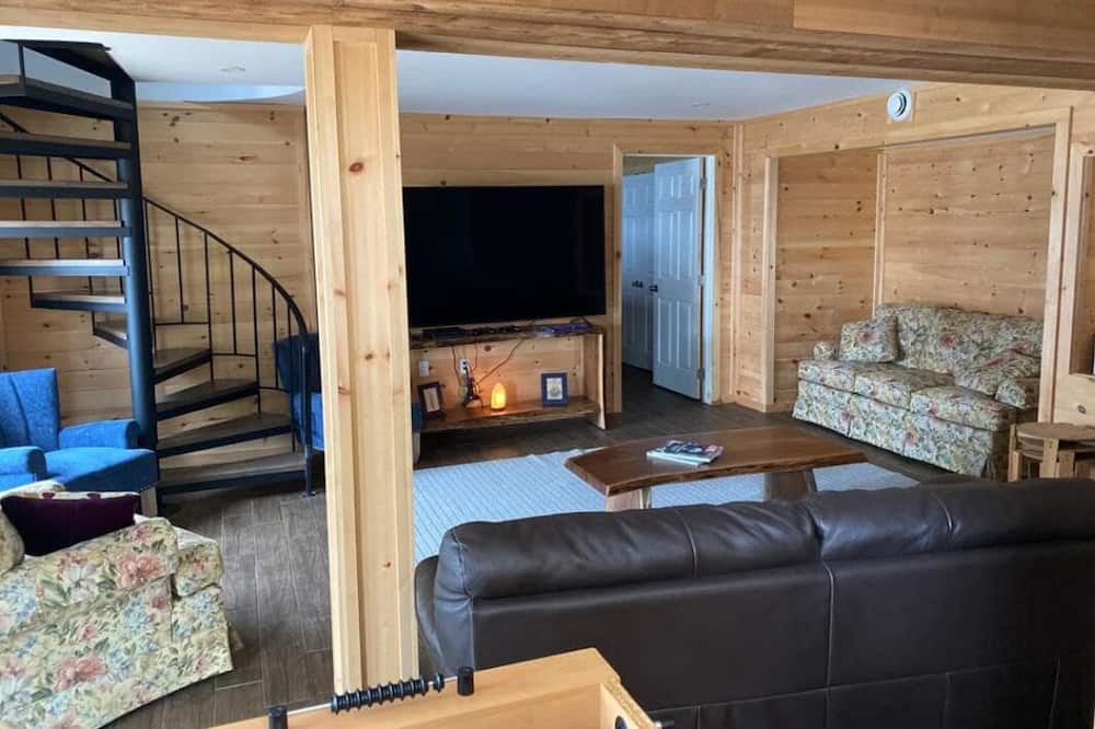 Photo of Livingroom in Huron-Kinloss