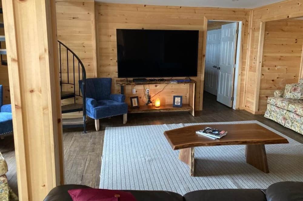 Photo of Livingroom in Huron-Kinloss
