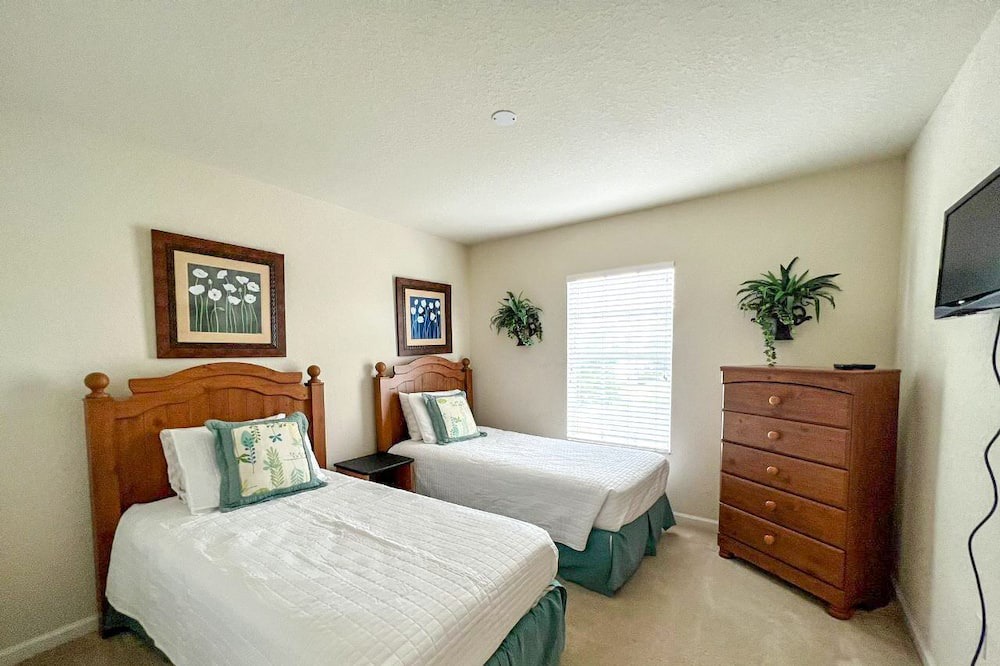 Photo of Bedroom in Trafalgar Village