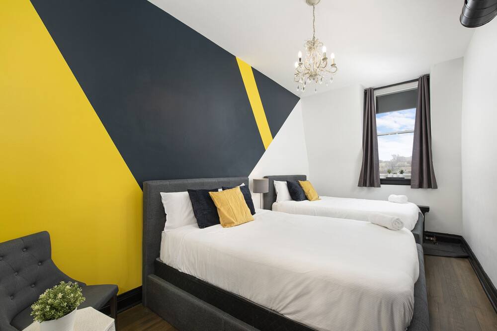 Photo of Bedroom in Fashion District