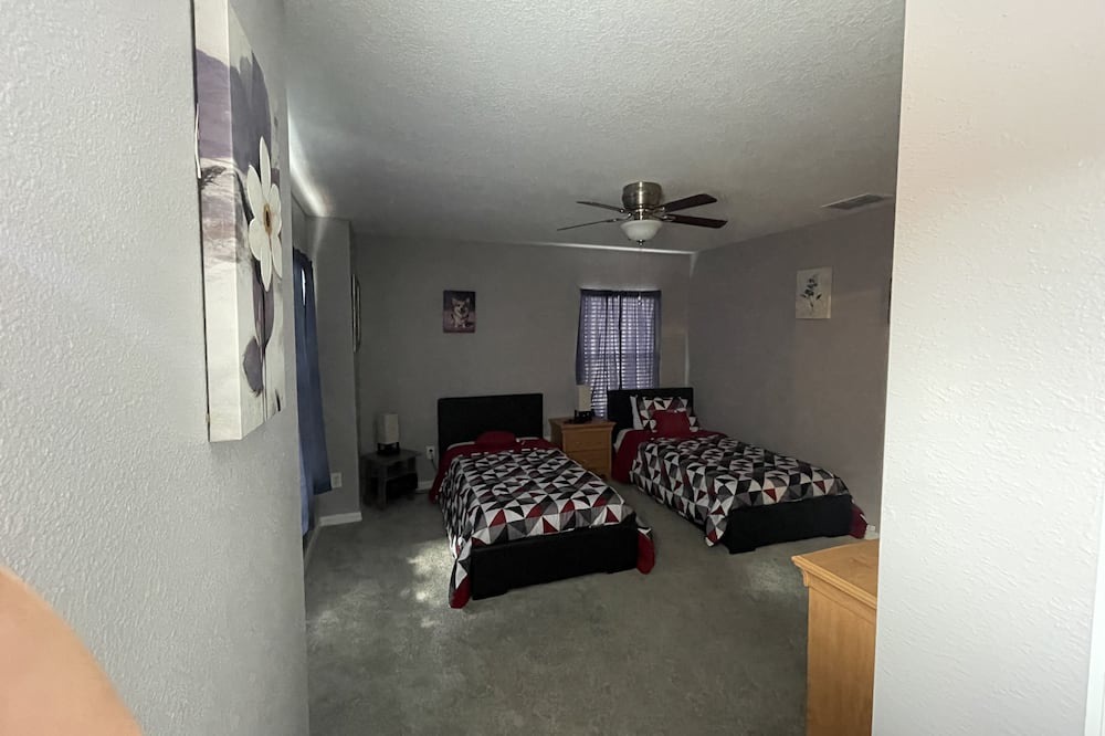 Photo of Bedroom in Watersong