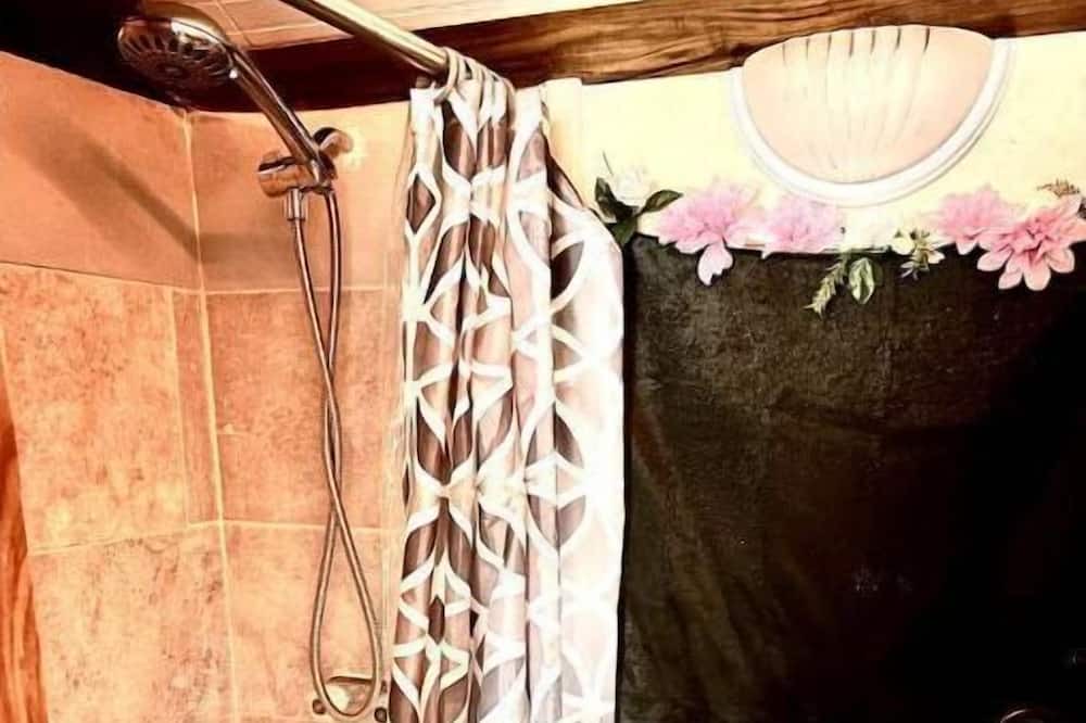 Photo of Bathroom in Plant City