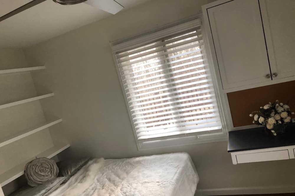 Photo of Bedroom in South Salem