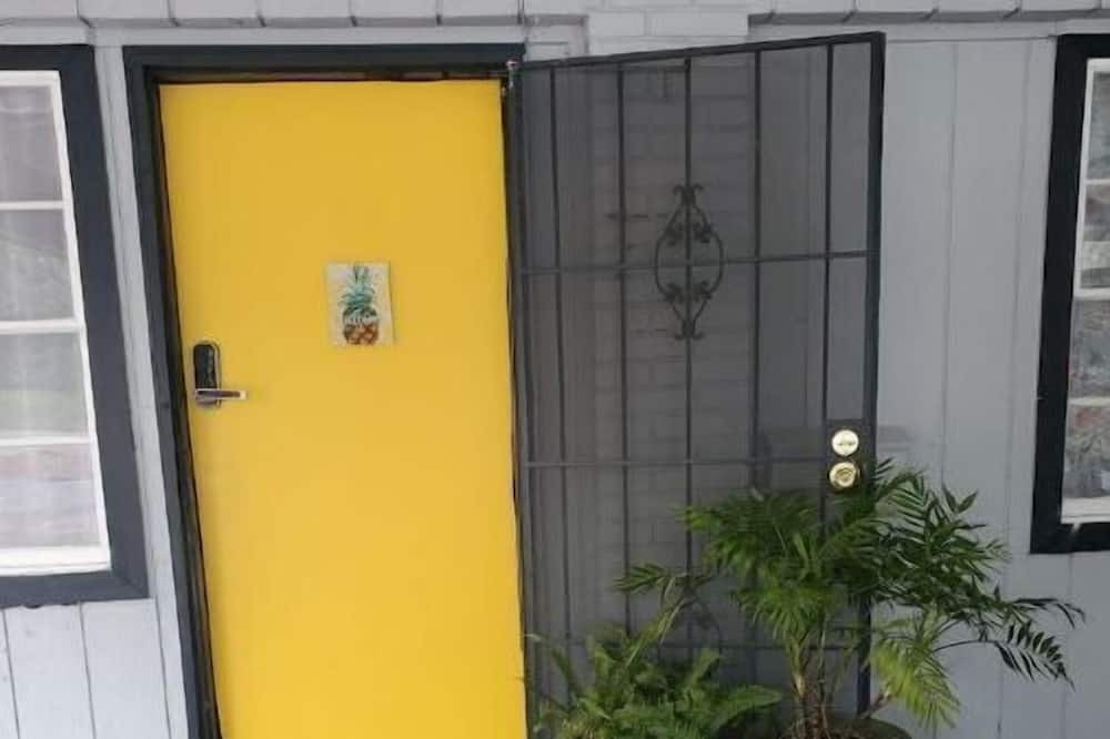 Photo of Outdoor in Inwood