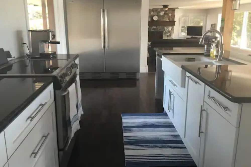 Photo of Kitchen in L'Amable