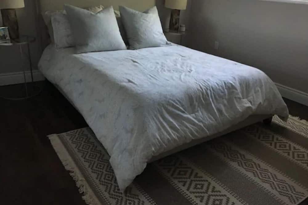 Photo of Bedroom in L'Amable