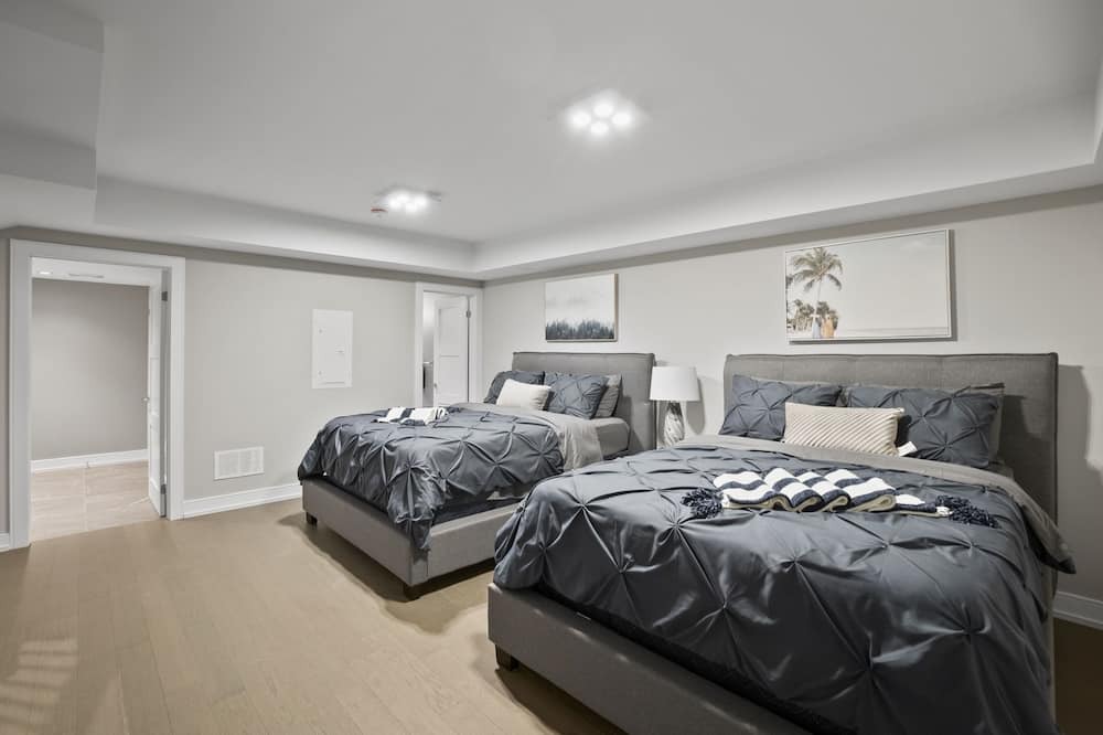 Photo of Bedroom in Church and Wellesley