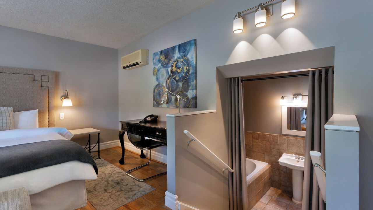 Photo of Bedroom in Fergus