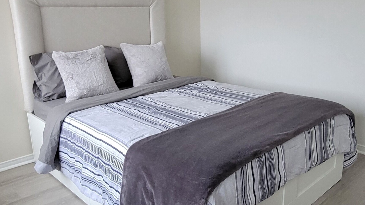 Photo of Bedroom in Alcona