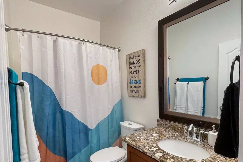 Photo of Bathroom in Crossriver