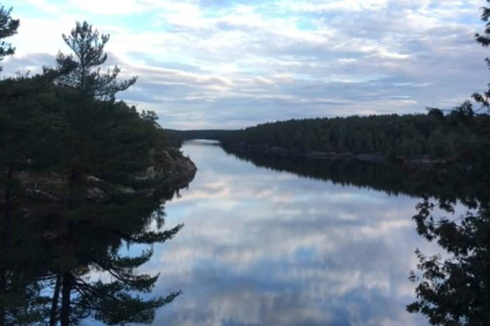 Photo of Outdoor in Byng Inlet