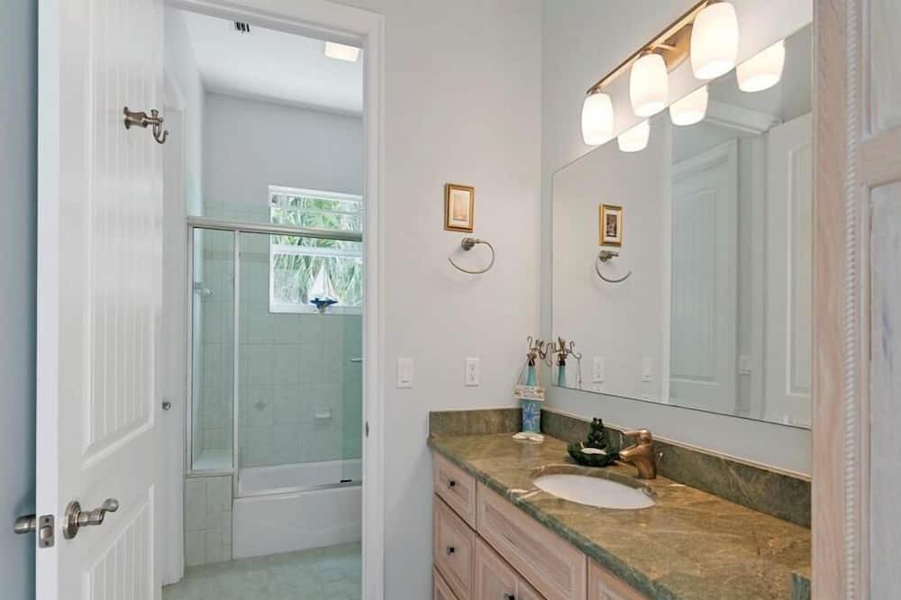 Photo of Bathroom in North Beach