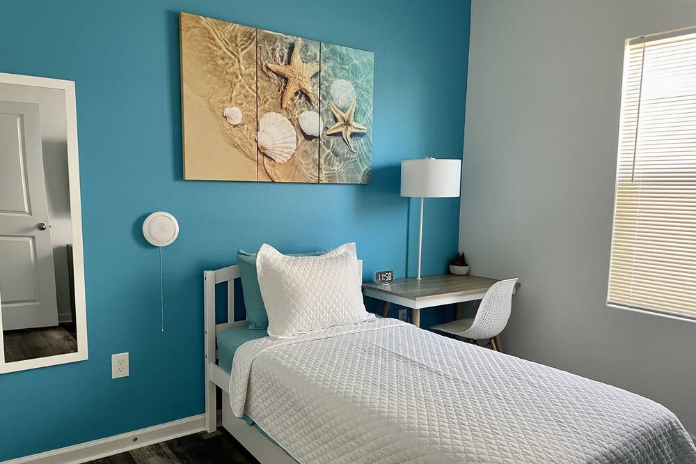 Photo of Bedroom in Nichols