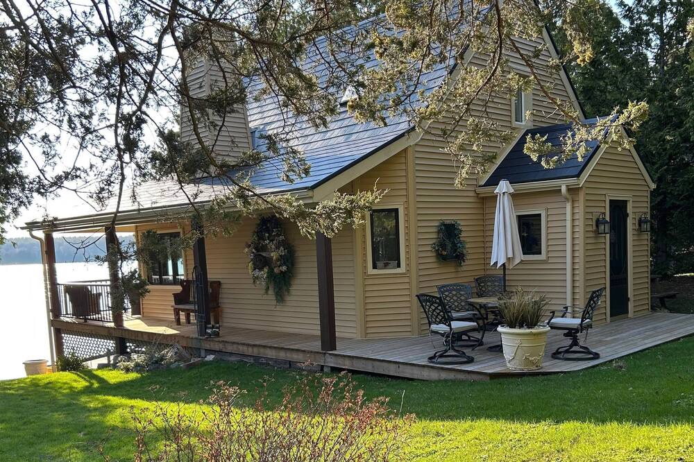 Photo of Outdoor in Grey Highlands