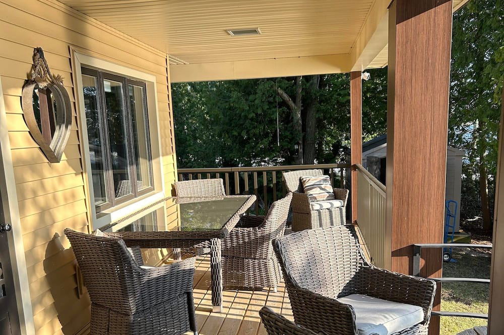 Photo of Patio Balcony in Grey Highlands