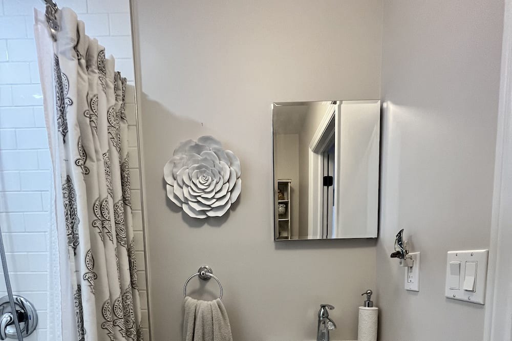 Photo of Bathroom in Markstay