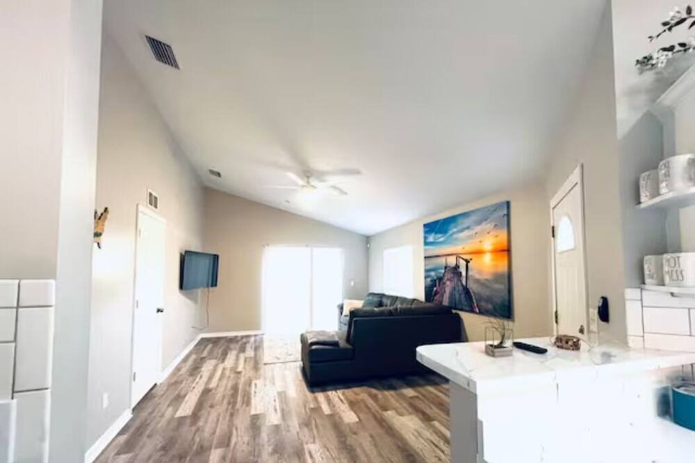 Photo of Livingroom in Ybor City