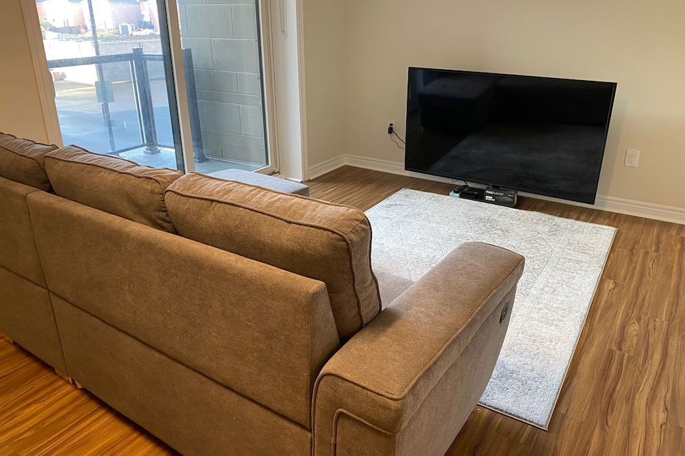 Photo of Livingroom in Markham