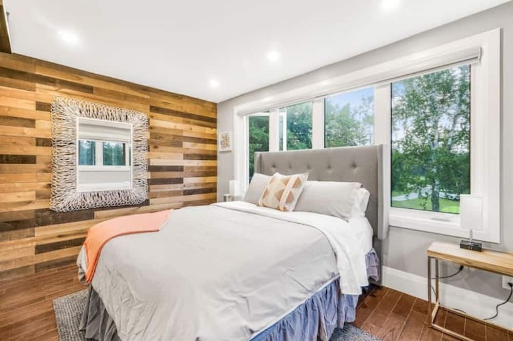 Photo of Bedroom in East Gwillimbury