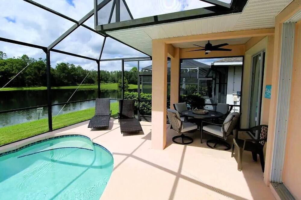 Photo of Outdoor in Sunset Lakes