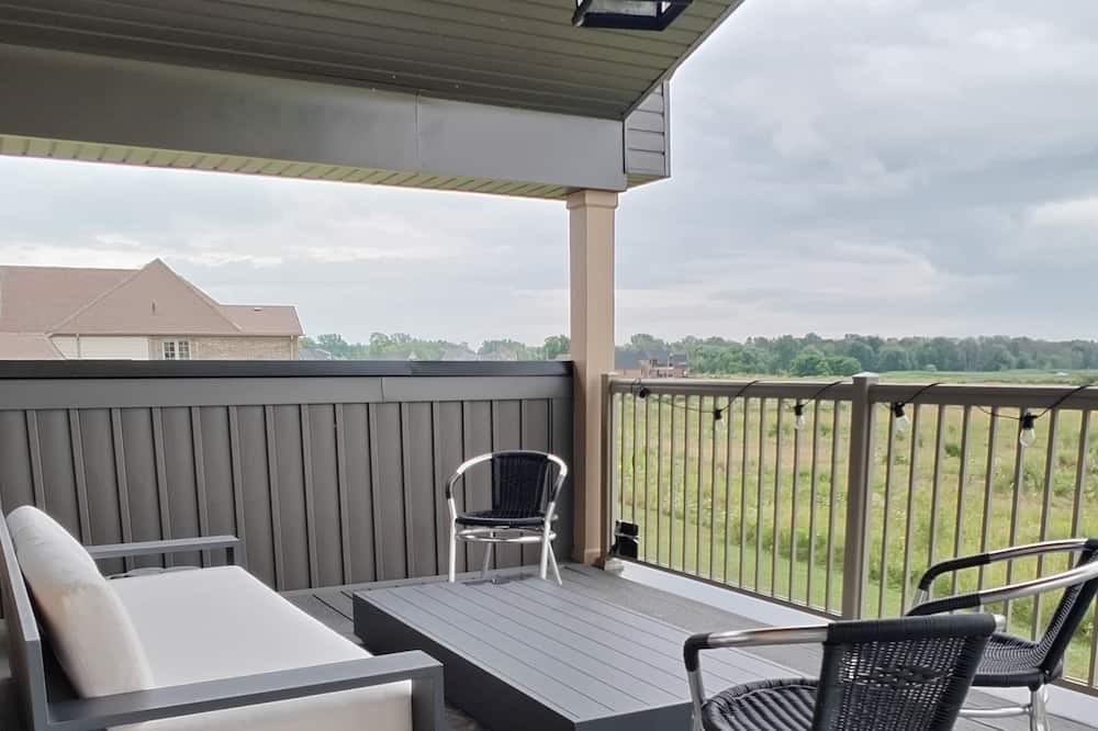 Photo of Outdoor in Carrying Place