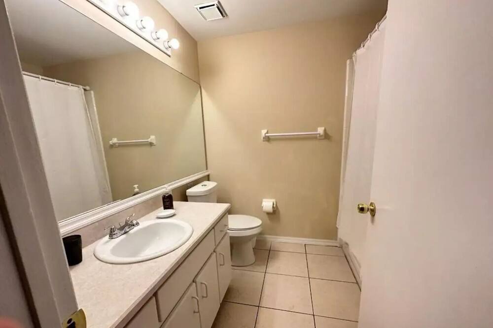 Photo of Bathroom in Indian Wells