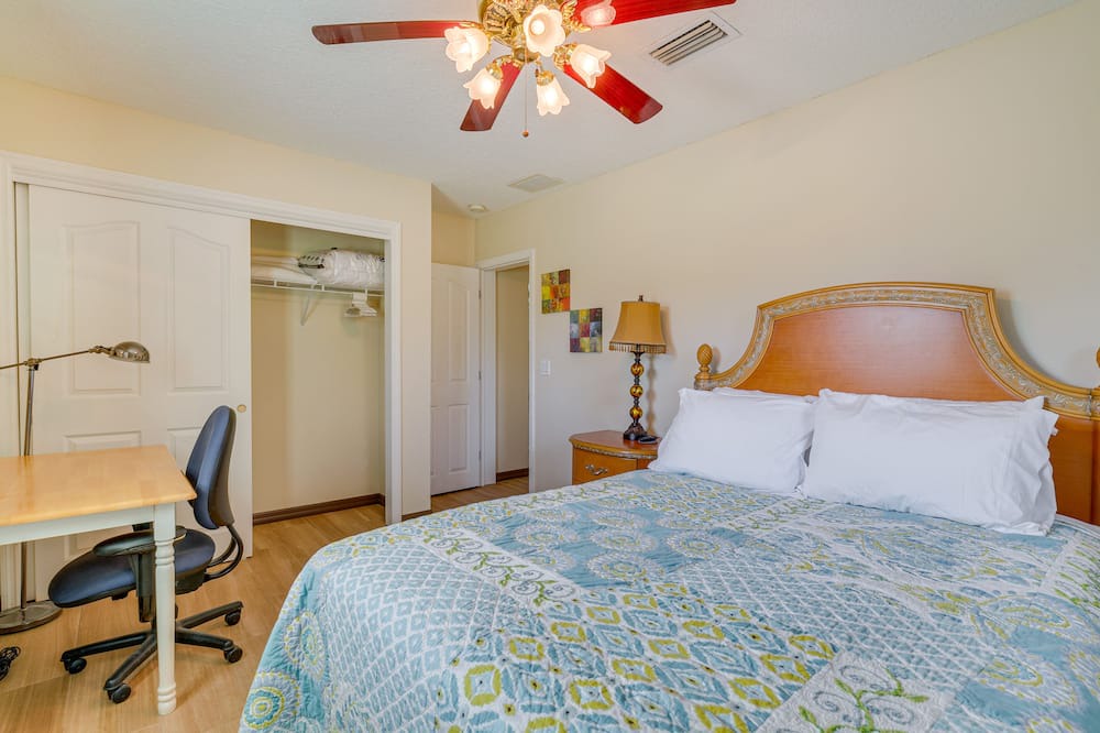 Photo of Bedroom in Springs at Kings Bay