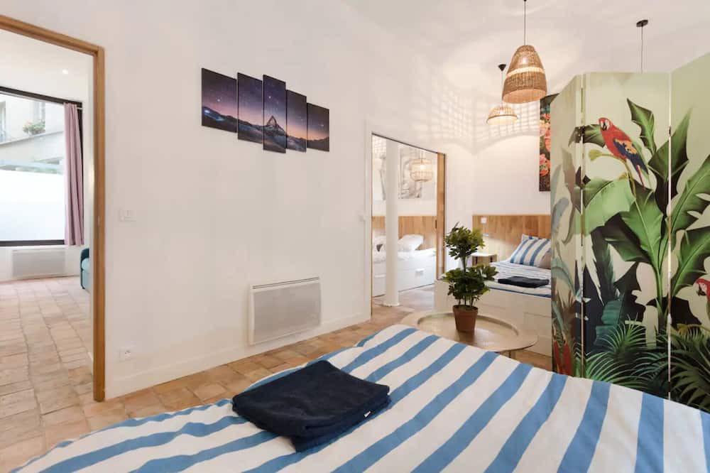 Photo of Bedroom in Notre Dame
