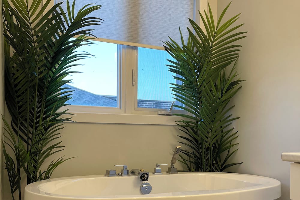 Photo of Bathroom in Markham