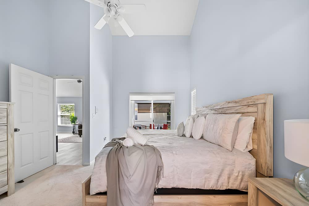 Photo of Bedroom in Bridgewater Crossing